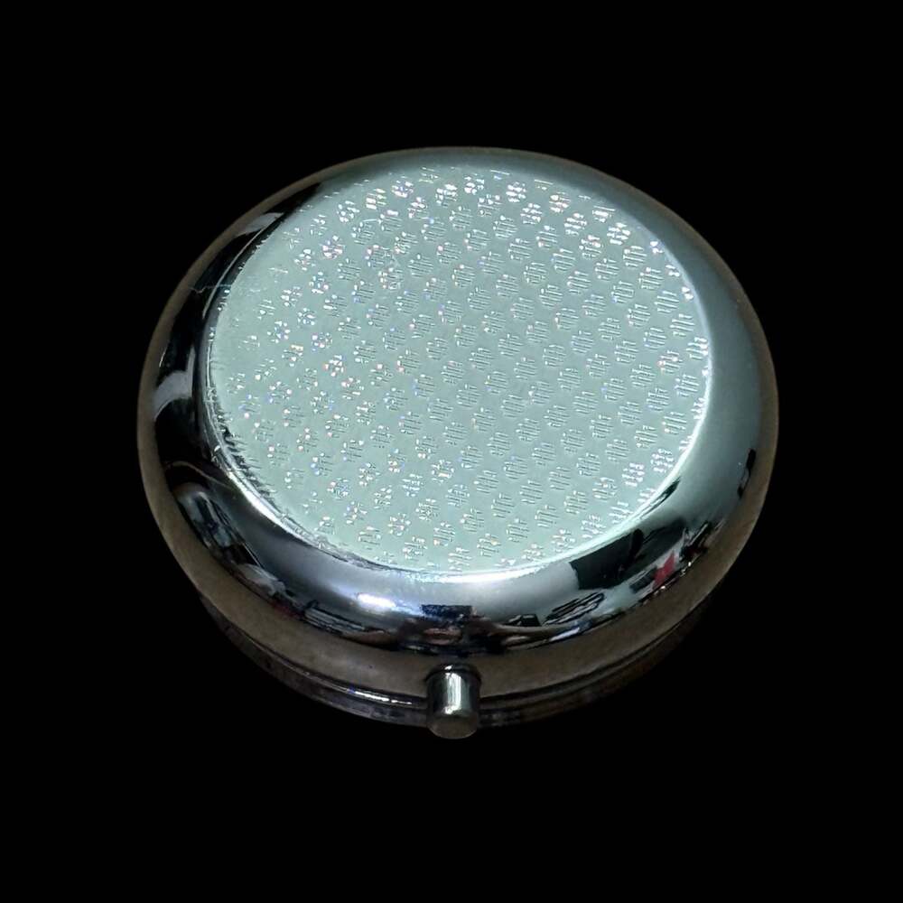Cute Butterfly Portable Round Metal Pill Organizer Case - Picture 3 of 3
